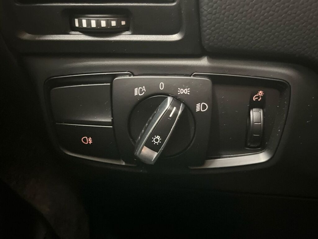 BMW i3 2019 Musta