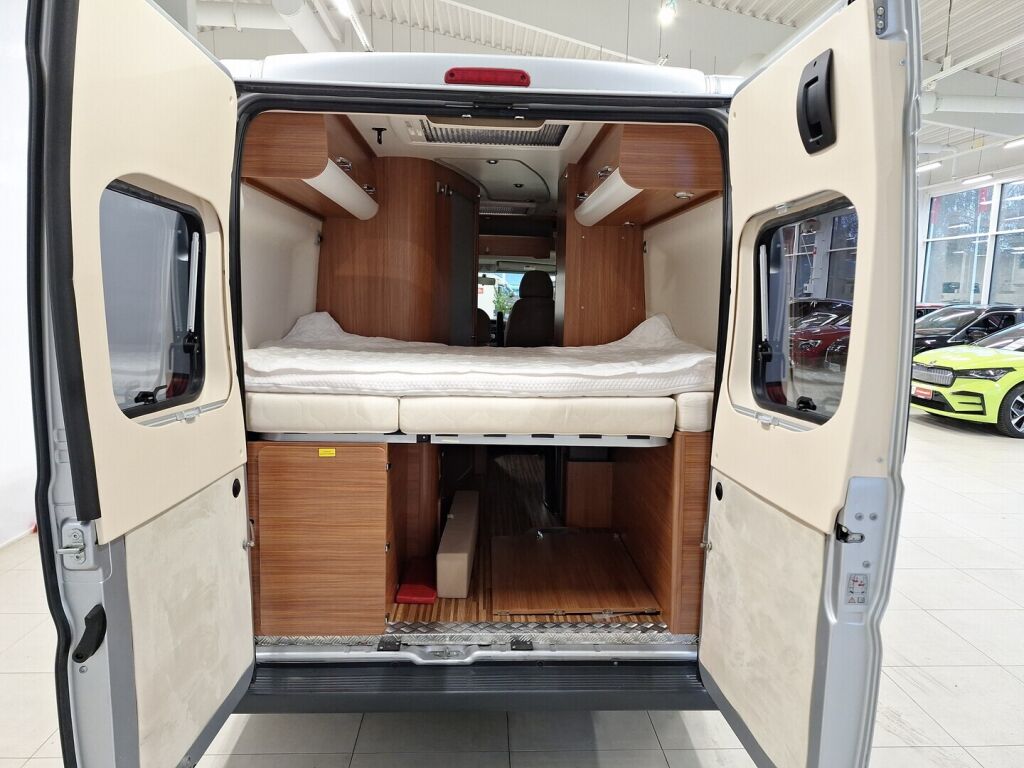 Adria Twin 600 SP 2012 Harmaa