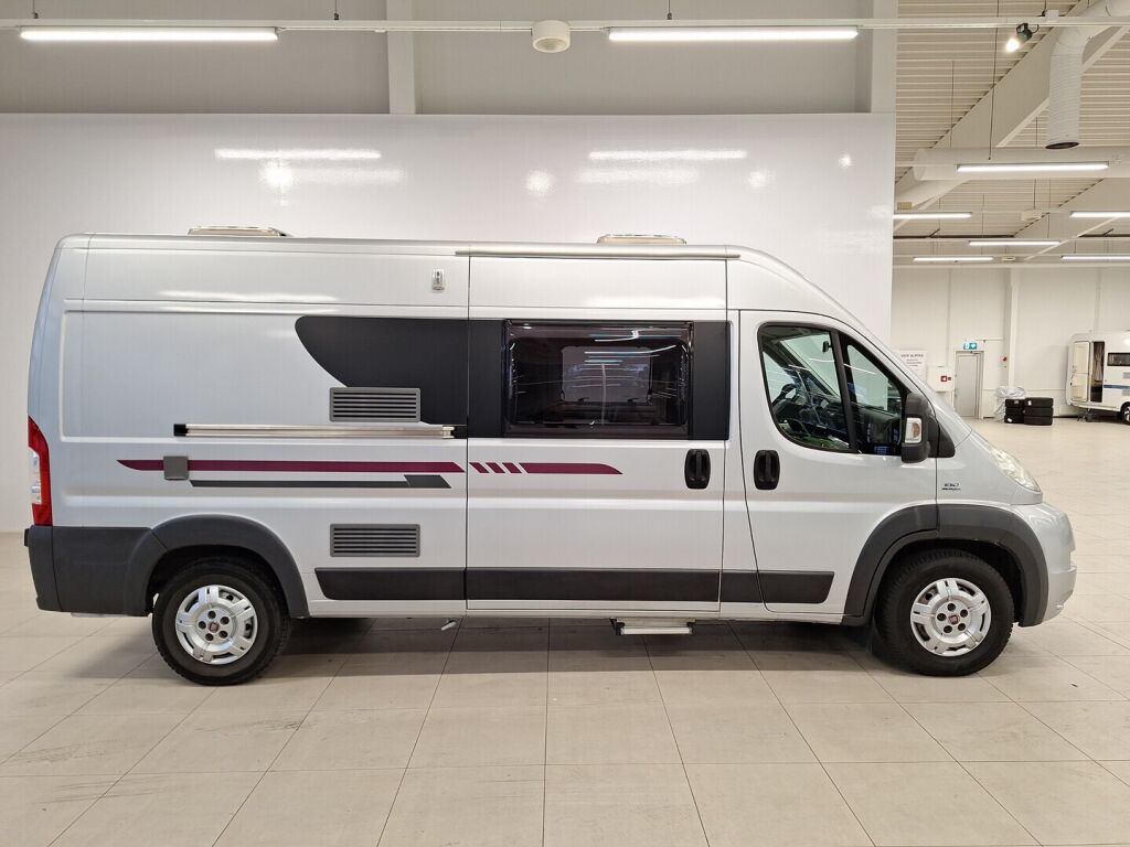 Adria Twin 600 SP 2012 Harmaa