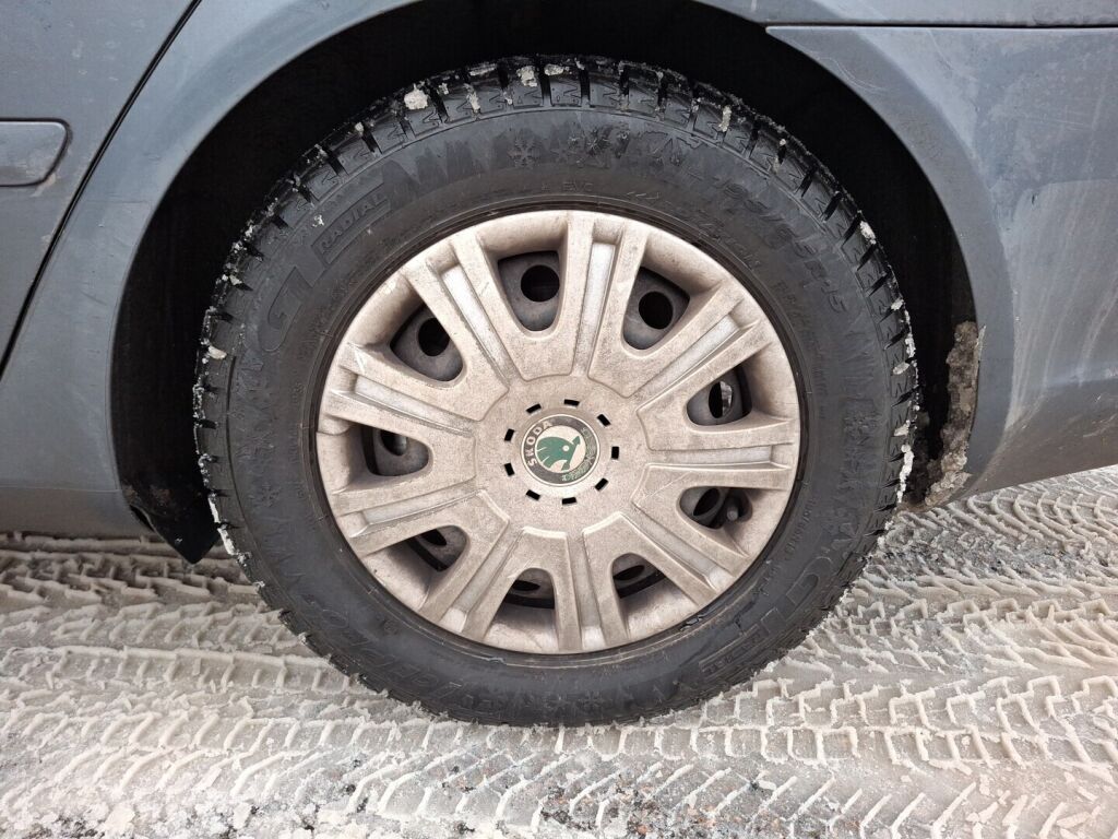 Skoda Octavia 2012 Harmaa