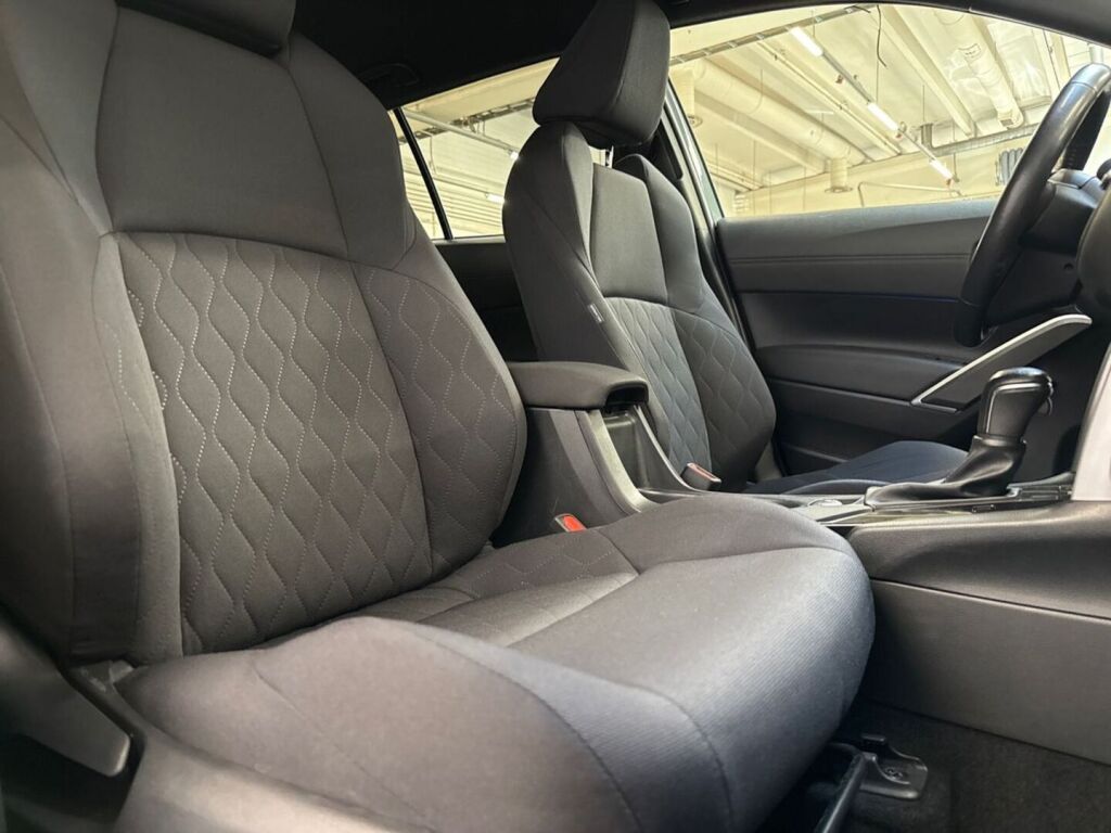 Toyota Corolla Cross 2024 Urban Khaki