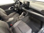 Toyota Yaris 2024 Harmaa