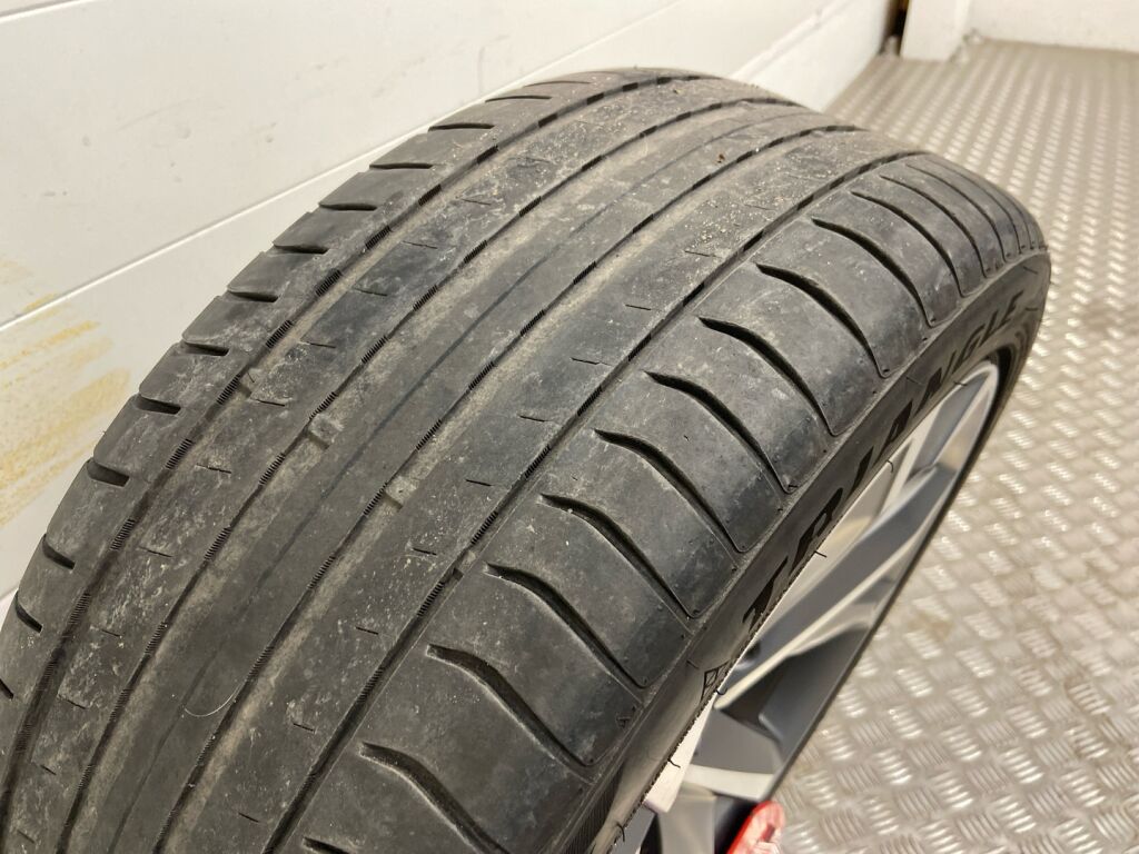 Seat Tarraco 2021 Harmaa