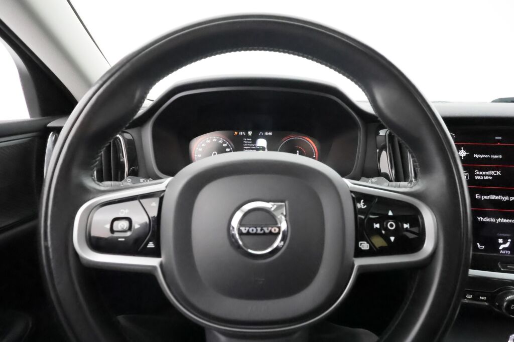 Volvo V60 2021 Harmaa