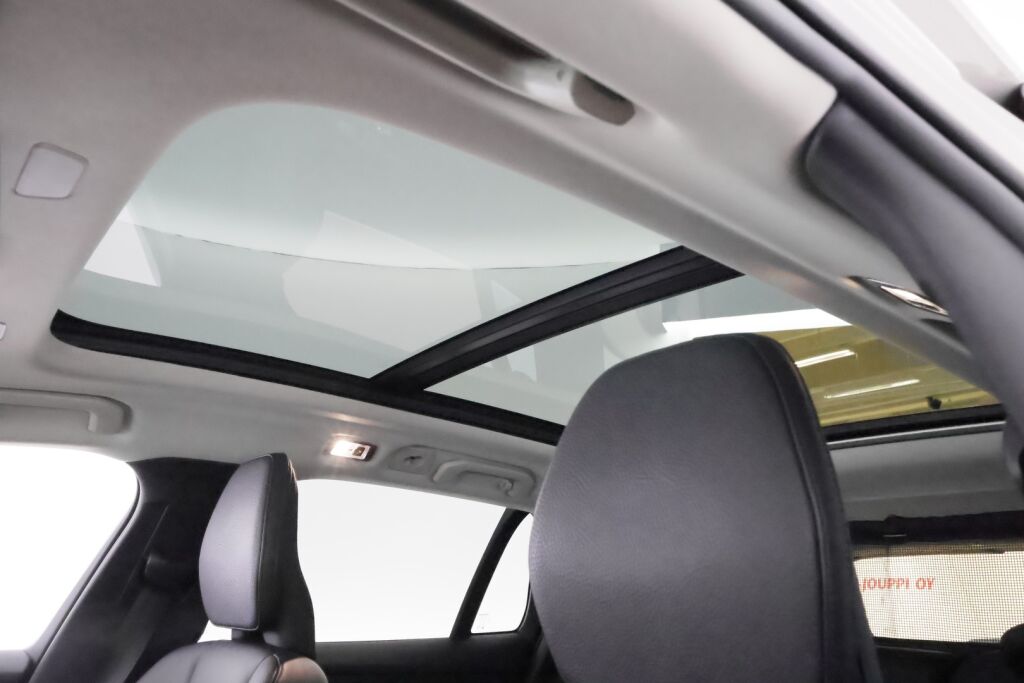 Volvo V60 2021 Harmaa