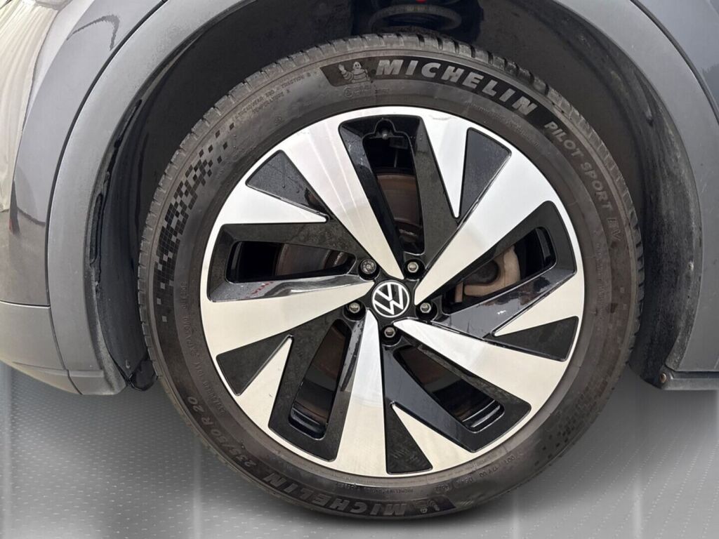 Volkswagen ID.4 2021 Harmaa