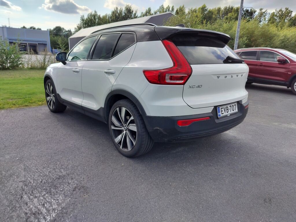 Volvo XC40 2021 Valkoinen