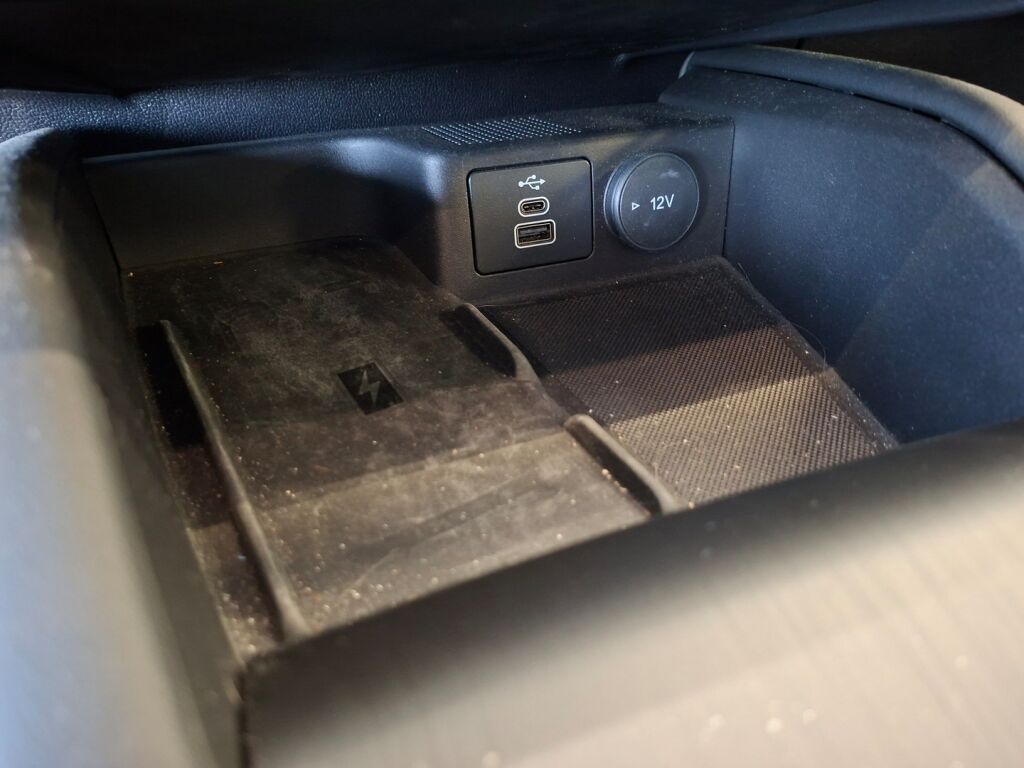 Ford Kuga 2024 Agate Black