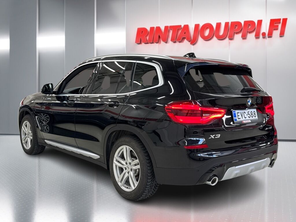 BMW X3 2021 Musta