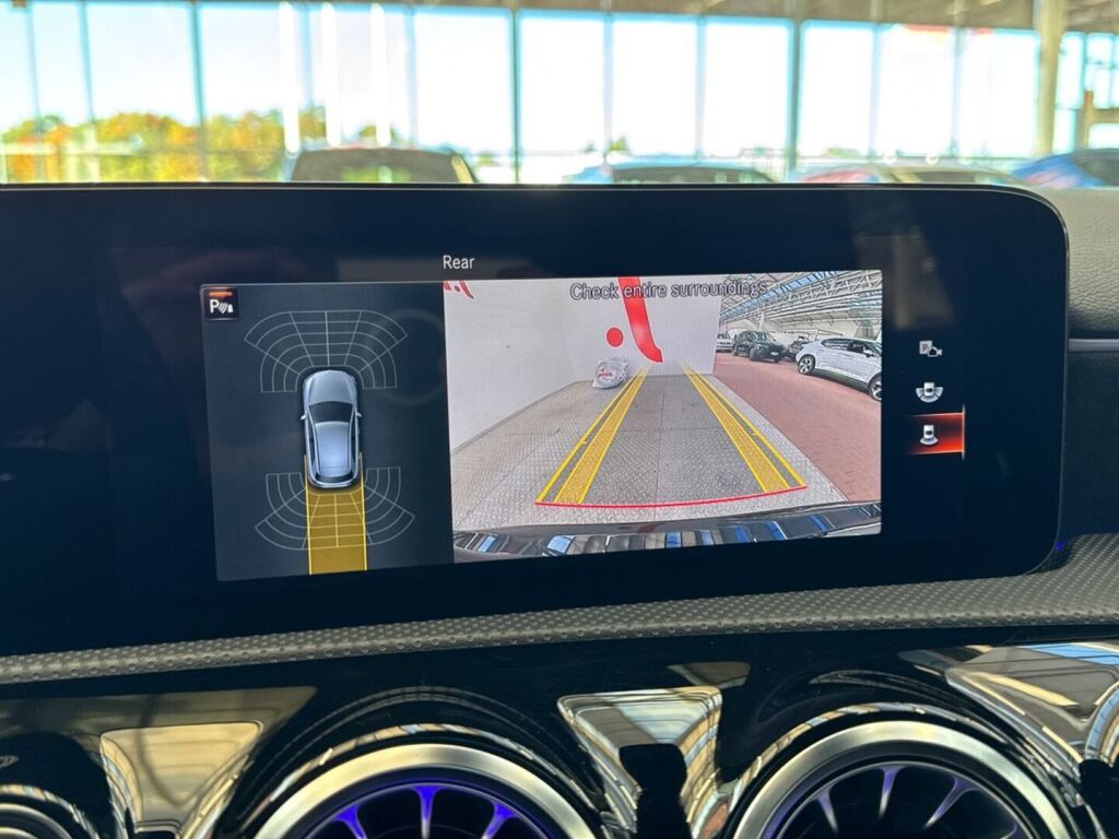 Mercedes-Benz A 2023 Musta