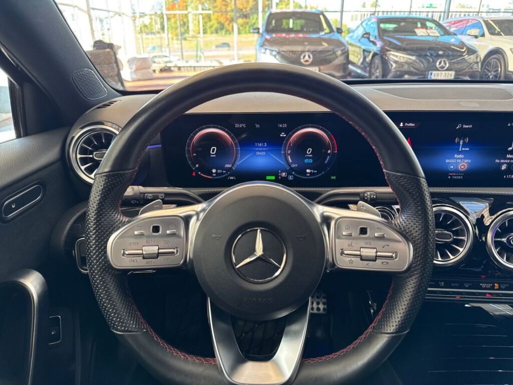 Mercedes-Benz A 2023 Musta