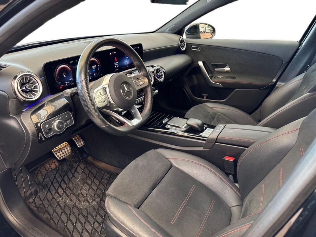 Mercedes-Benz A 2023 Musta