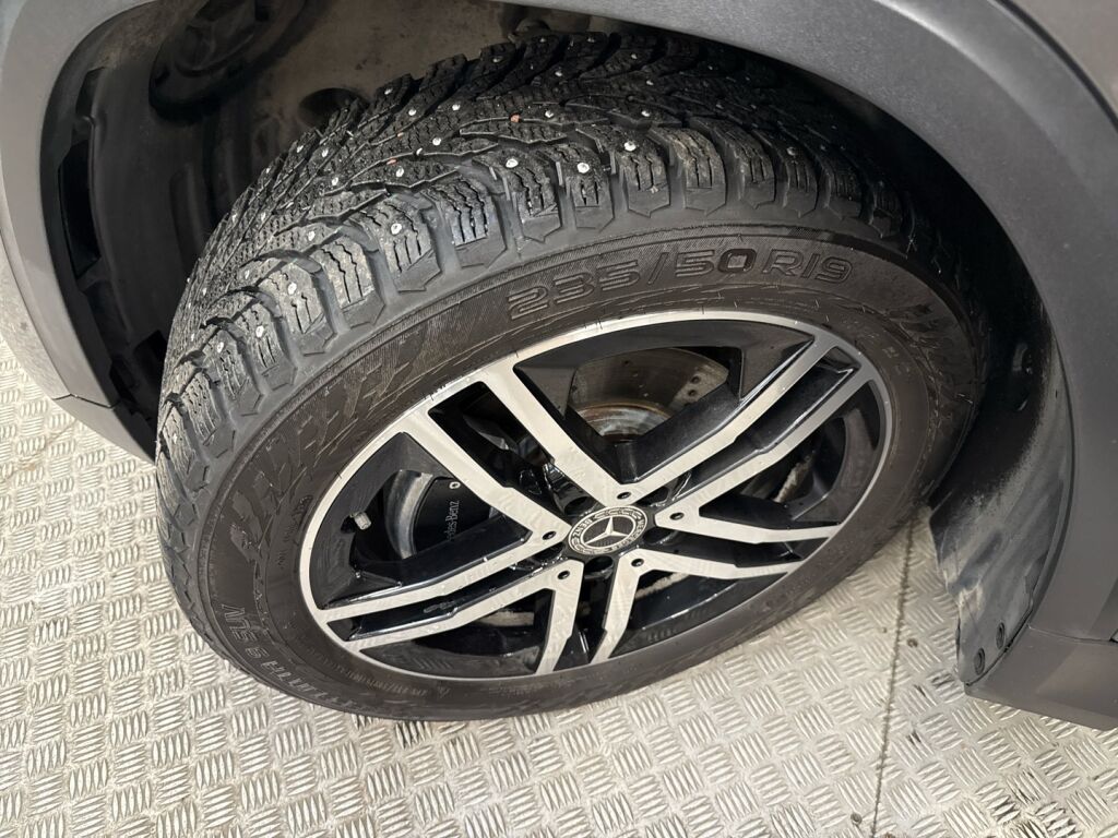 Mercedes-Benz GLA 2021 Harmaa