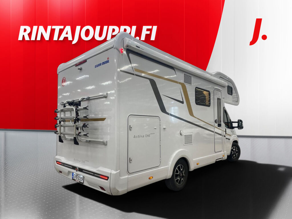 Eura mobil Activa One 690 VB 2024 Valkoinen
