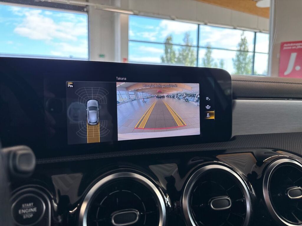 Mercedes-Benz A 2020 Valkoinen