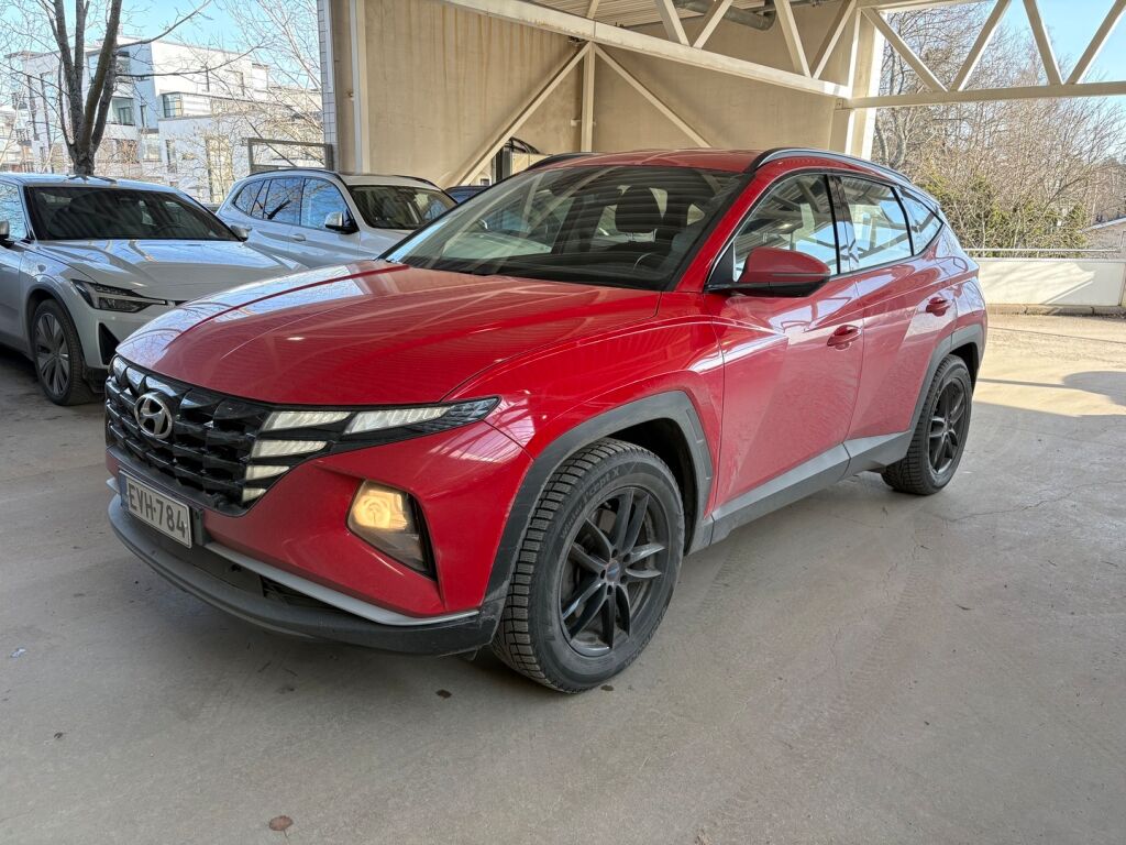 Hyundai Tucson 2022 Punainen