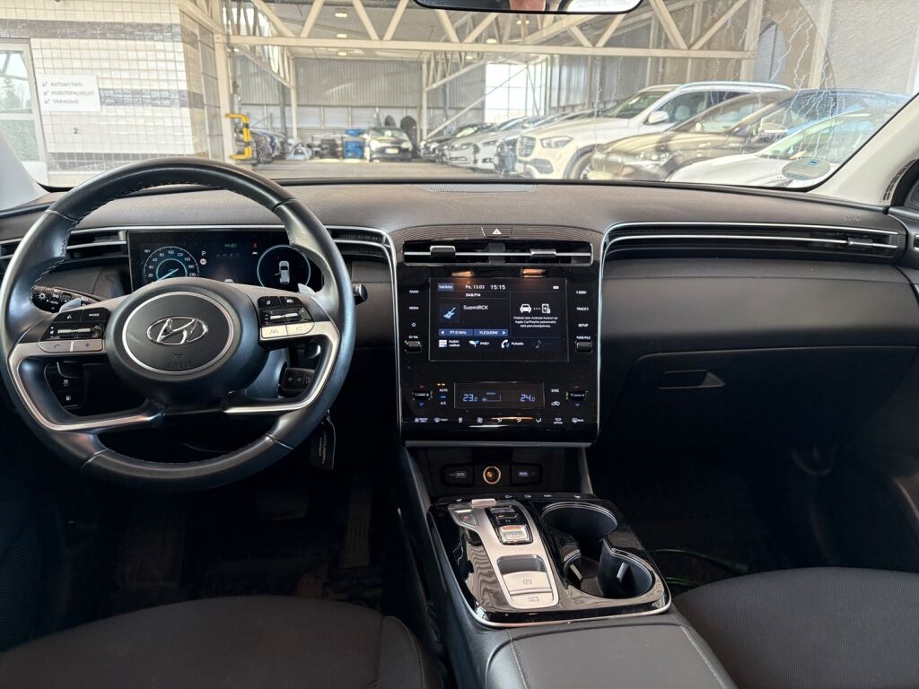 Hyundai Tucson 2022 Punainen