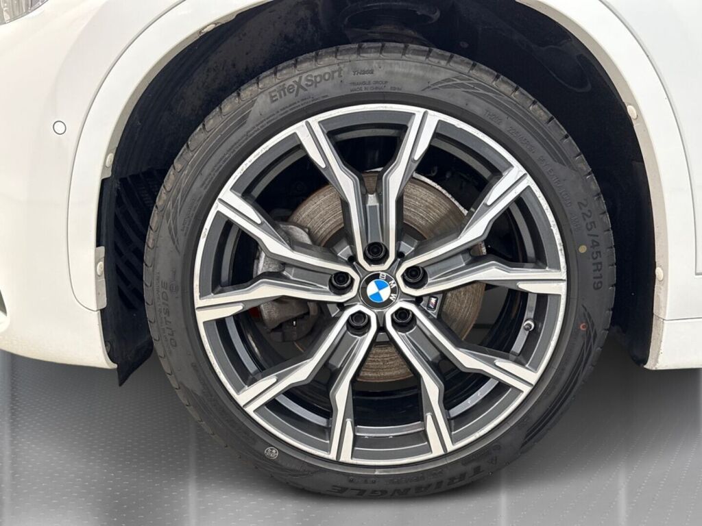 BMW X1 2021 Valkoinen