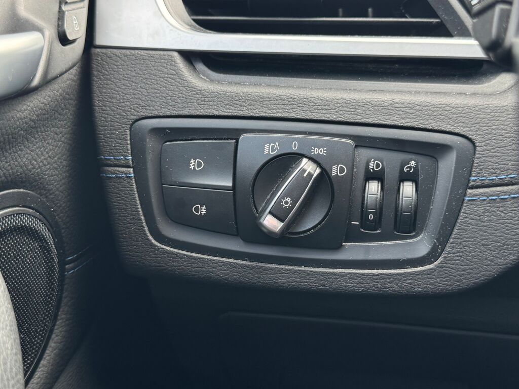 BMW X1 2021 Valkoinen