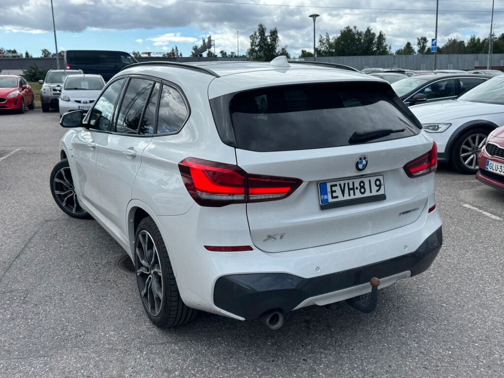 BMW X1 2021 Valkoinen