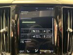 Volvo XC60 2020 Musta