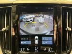 Volvo XC60 2020 Musta