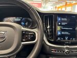 Volvo XC60 2020 Musta