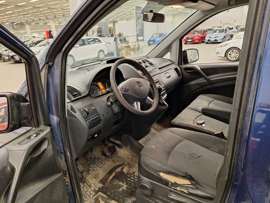 Mercedes-Benz Vito 2011 Sininen