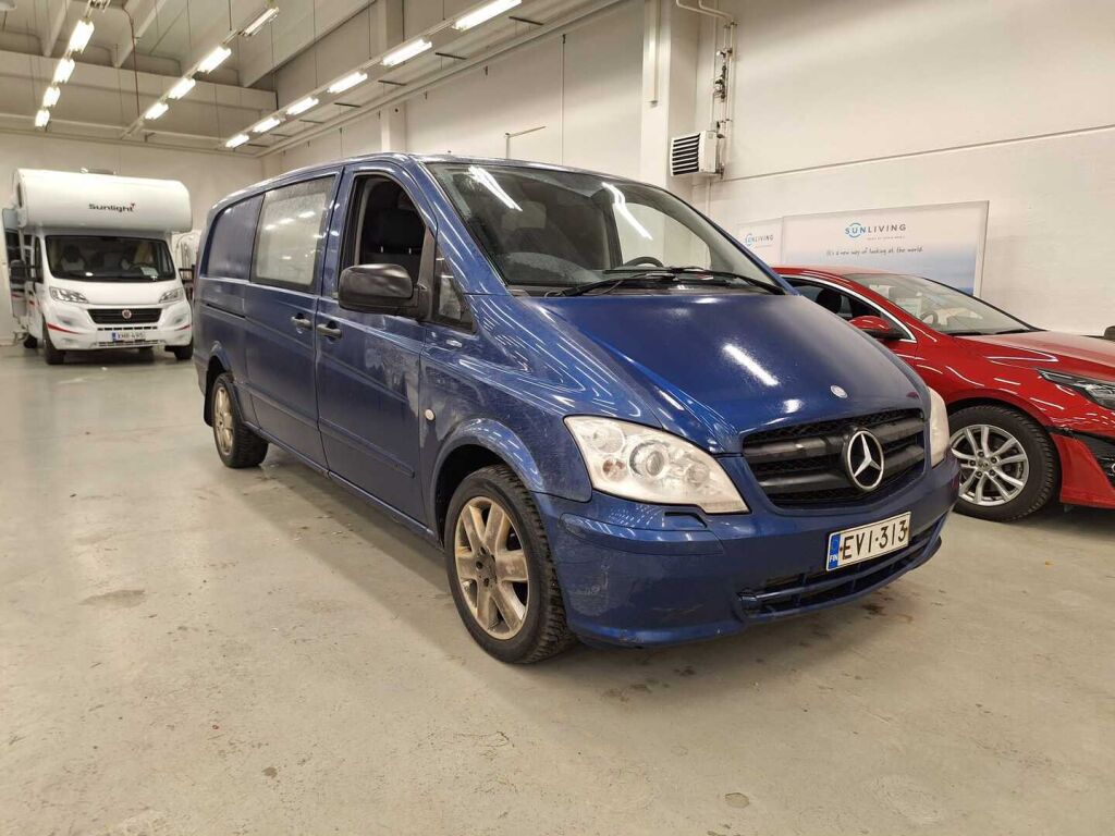 Mercedes-Benz Vito 2011 Sininen