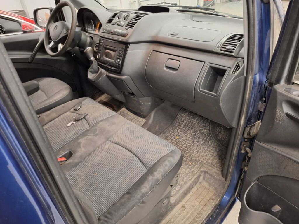 Mercedes-Benz Vito 2011 Sininen