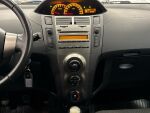 Toyota Yaris 2011 Hopea