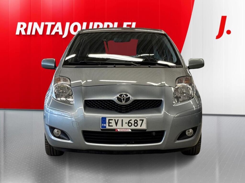 Toyota Yaris 2011 Hopea