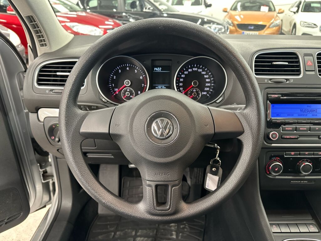 Volkswagen Golf 2011 Harmaa