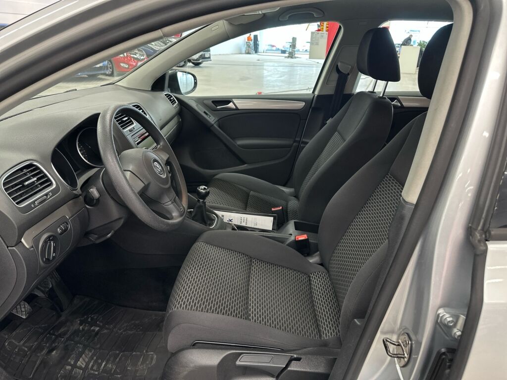Volkswagen Golf 2011 Harmaa
