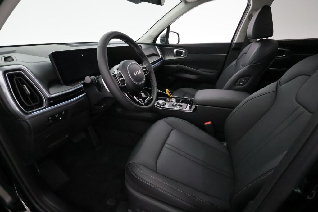Kia Sorento 2025 Musta
