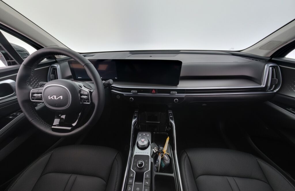 Kia Sorento 2025 Musta