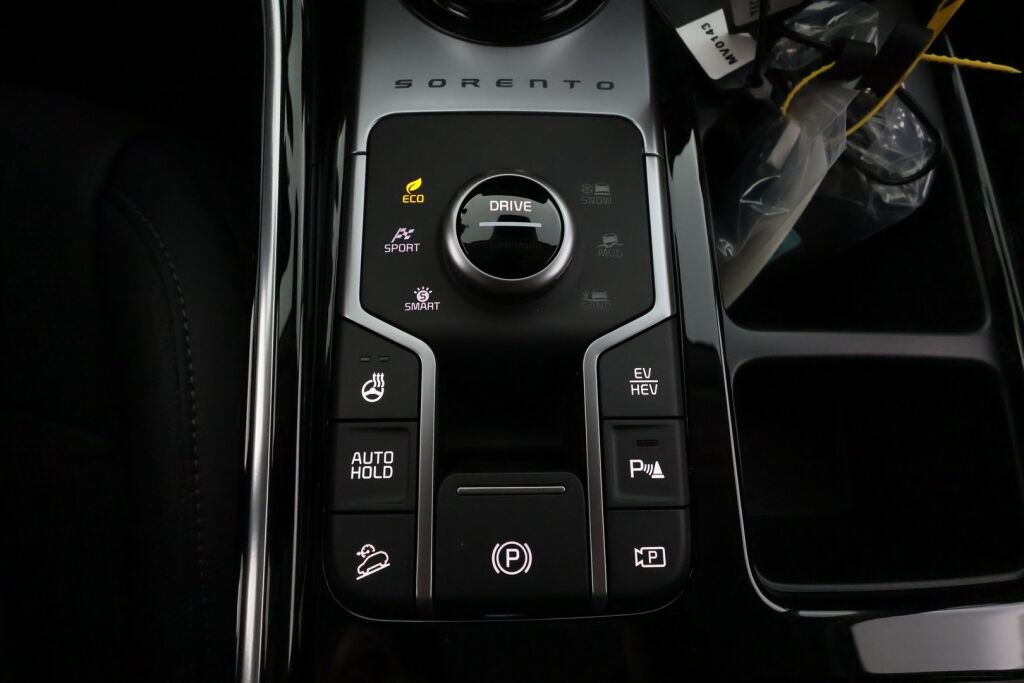 Kia Sorento 2025 Musta