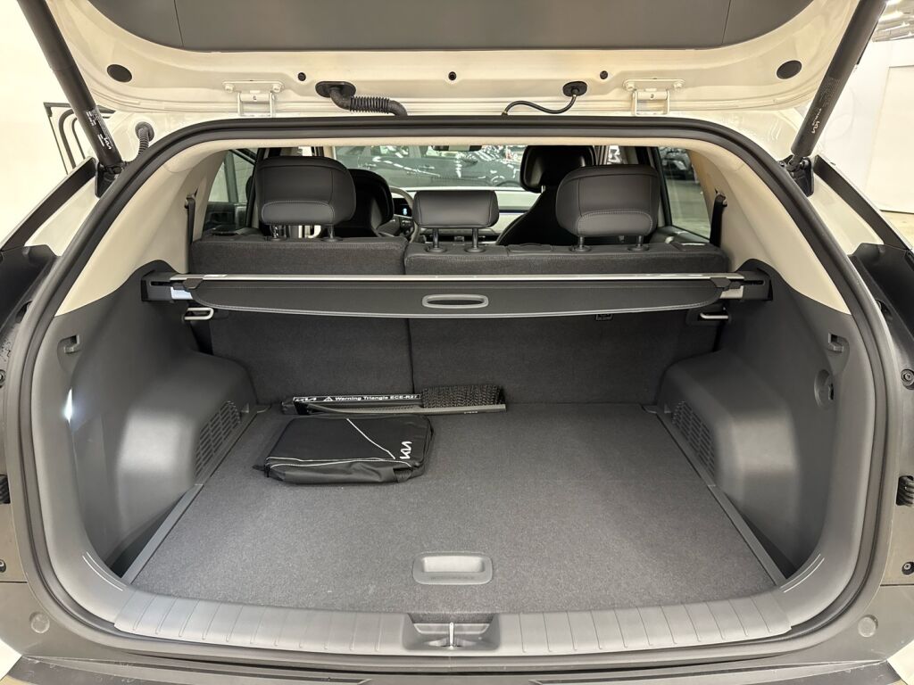 Kia EV3 2025 Valkoinen