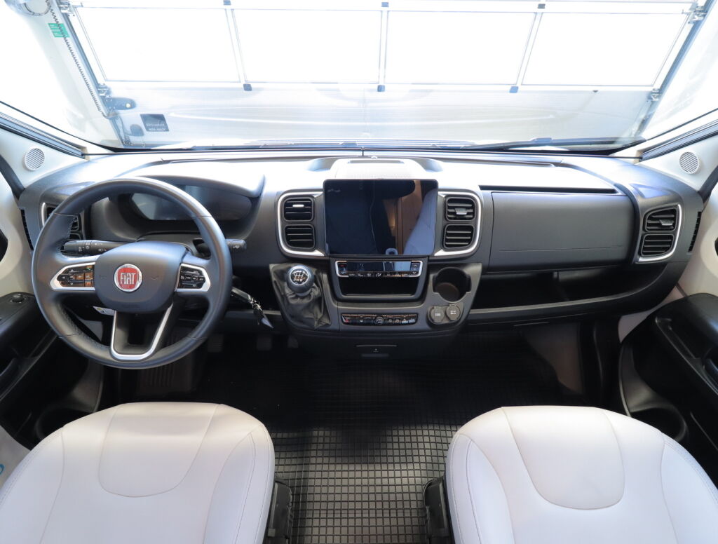 Bürstner Eliseo 600 2024 Valkoinen