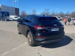 Audi Q4 E-TRON 2021 Musta