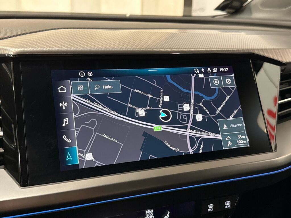 Audi Q4 e-tron 2022 Musta