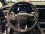 Lexus LBX 2025 Musta