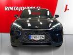 Lexus LBX 2025 Musta