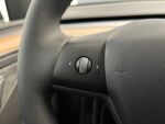 Tesla Model Y 2025 Musta
