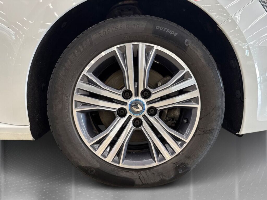 Renault Megane 2021 Valkoinen