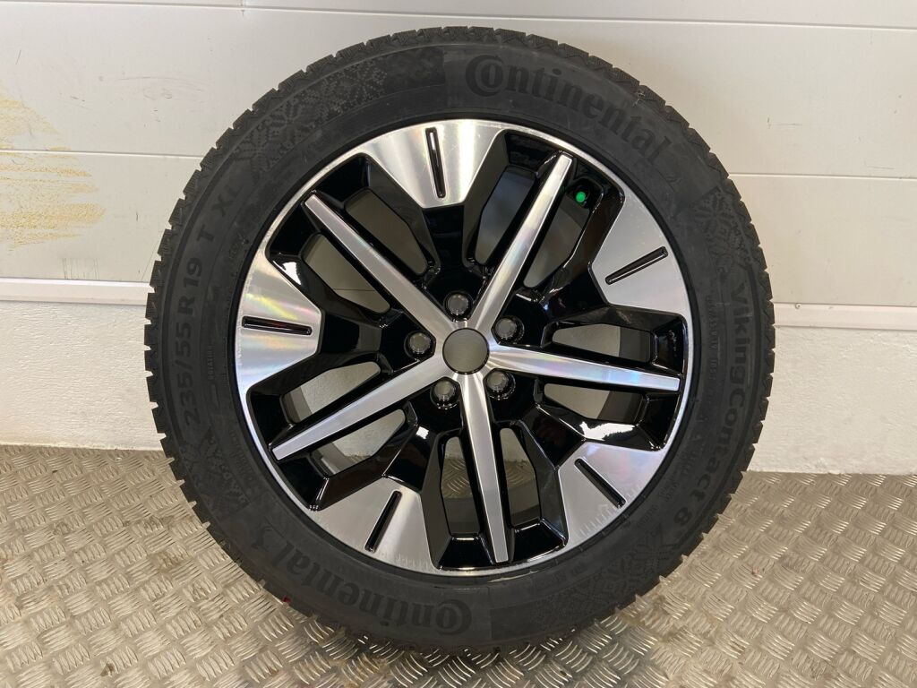 Ford Explorer 2025 Punainen