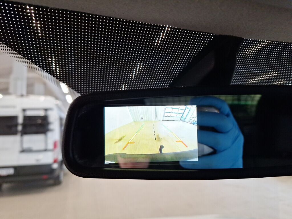 Ford Transit Connect 2015 Valkoinen