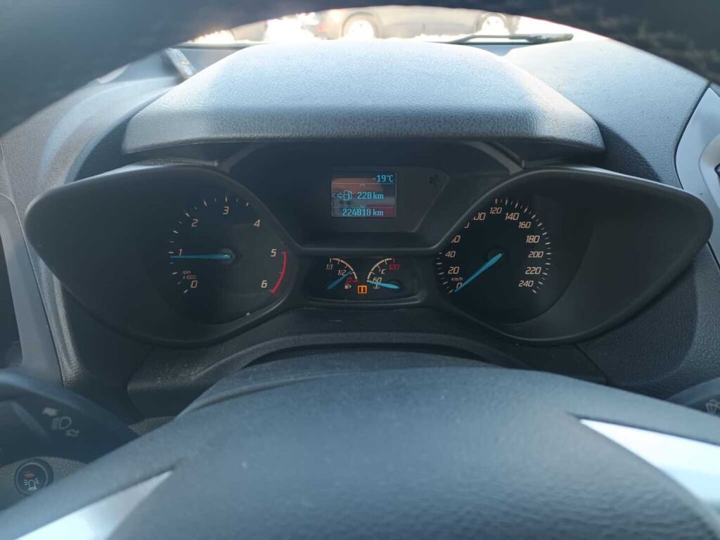 Ford Transit Connect 2015 Valkoinen