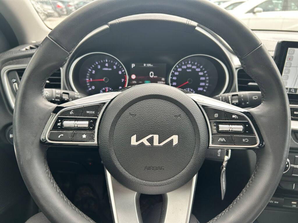 Kia Ceed 2025 Harmaa