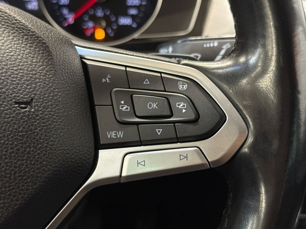 Volkswagen Passat 2020 Valkoinen